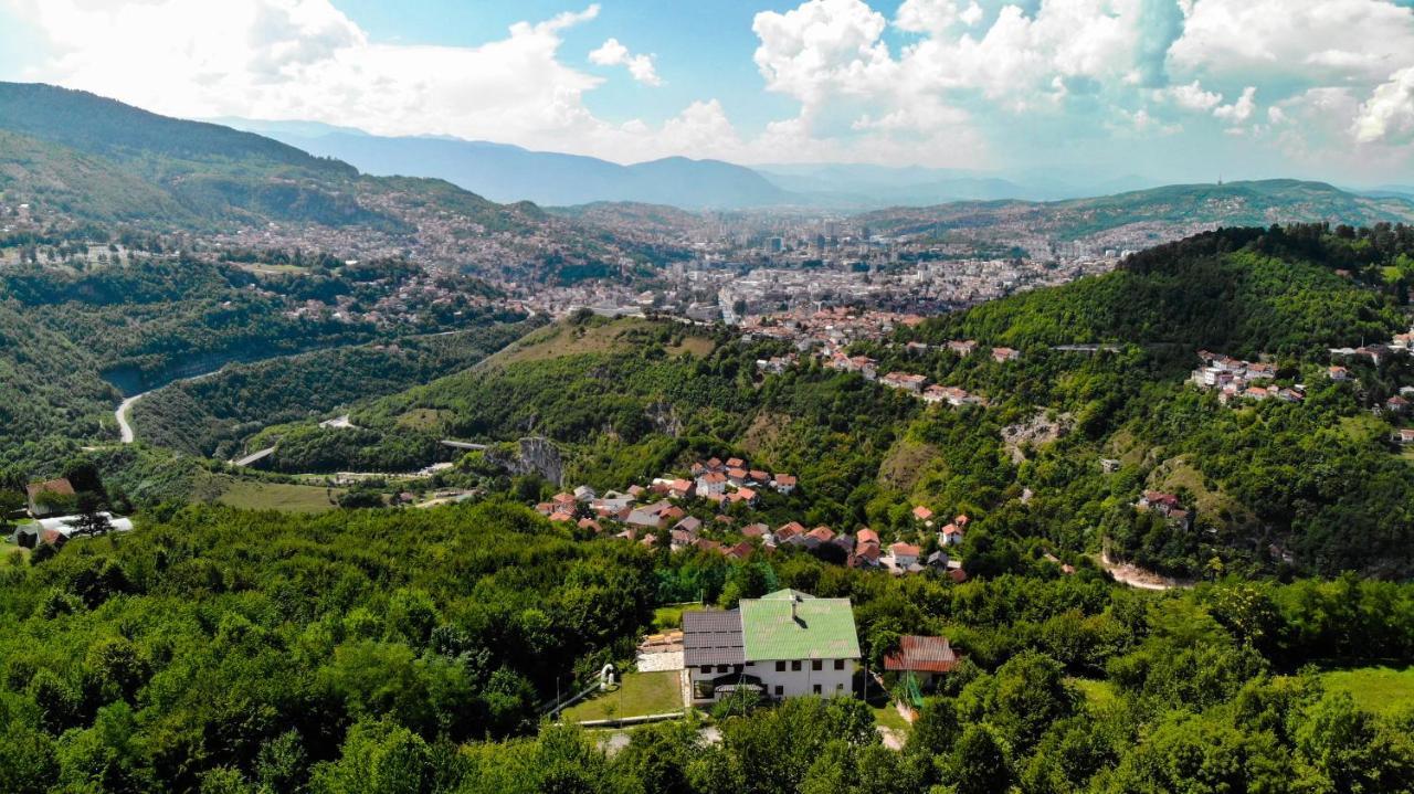 Villa White Dove Сараево Экстерьер фото