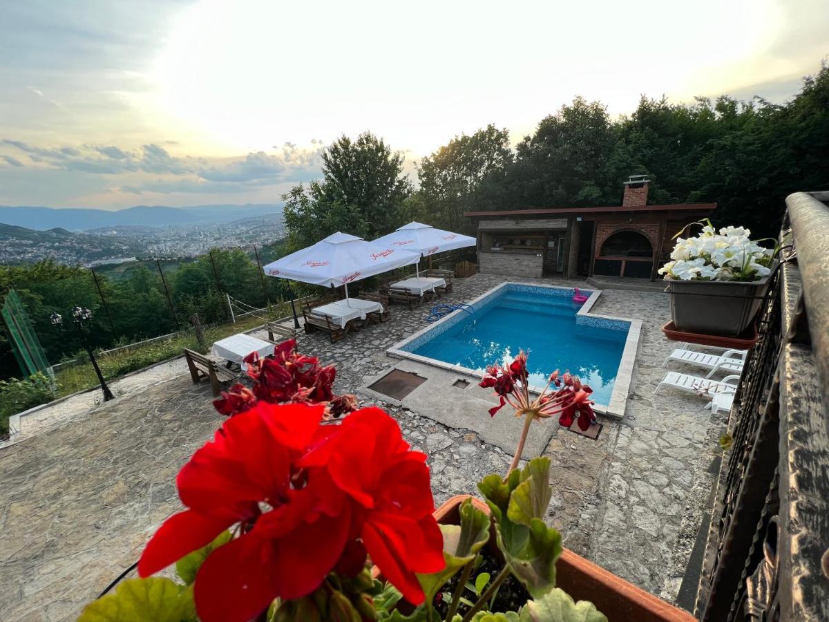 Villa White Dove Сараево Экстерьер фото